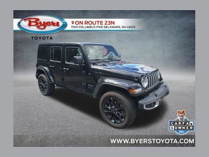 Used 2025 Jeep Wrangler Unlimited Sahara w/ Safety Group