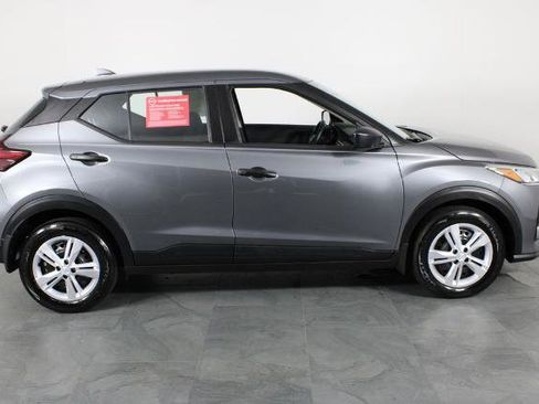 Certified 2025 Nissan Kicks Play S image 15