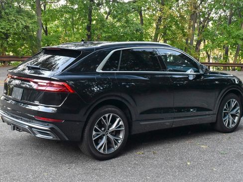 Used 2021 Audi Q8 Premium Plus AWD/4WD image 8