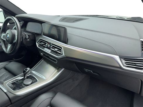 Used 2023 BMW X5 xDrive40i w/ M Sport Package image 45