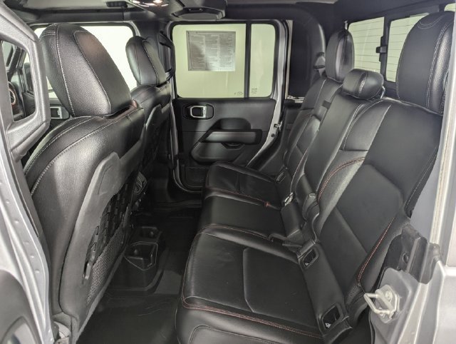 Used 2020 Jeep Gladiator Rubicon w/ Dual Top Group AWD/4WD image 23