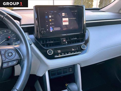 Used 2023 Toyota Corolla Cross LE w/ Moonroof Package image 7