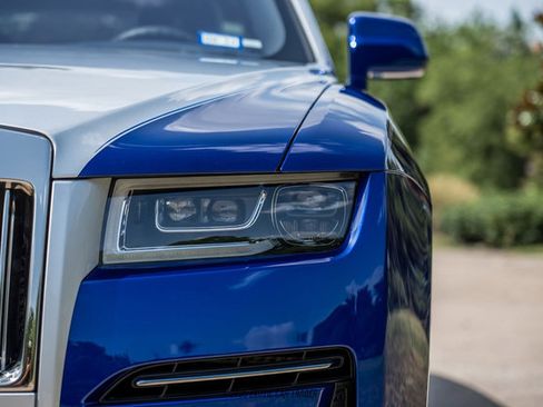 Used 2023 Rolls-Royce Ghost w/ Ghost Package image 82