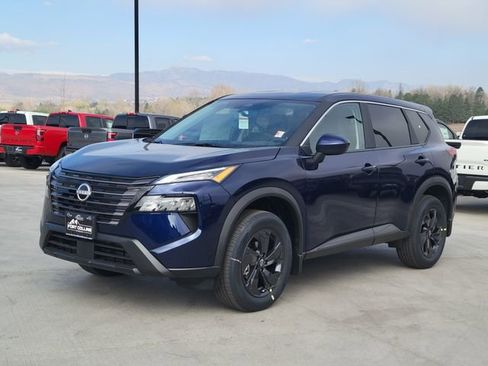 New 2026 Nissan Rogue SV AWD/4WD image 1