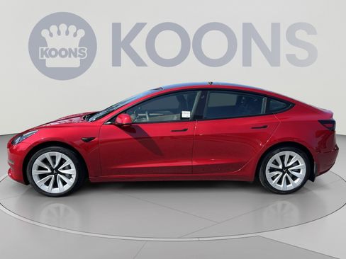 Used 2021 Tesla Model 3 Standard Range Plus RWD image 2