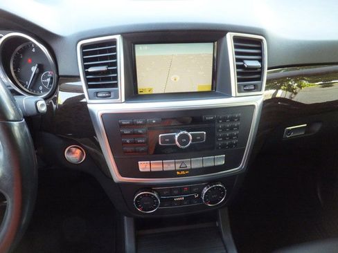 Used 2012 Mercedes-Benz ML 350 M-Class ML350 Bluetec AWD image 14
