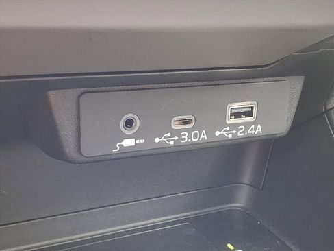 Certified 2025 Subaru Crosstrek 2.5i Limited w/ Crosstrek Mirror Package image 23