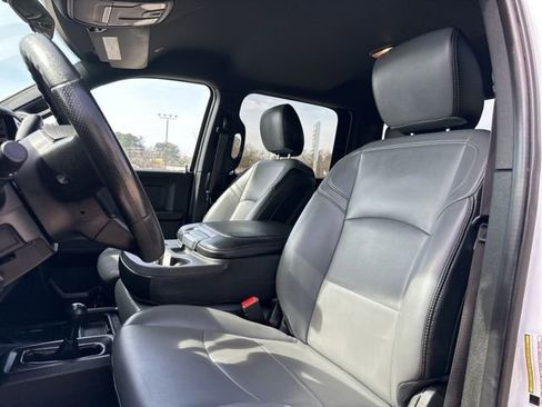 Used 2021 RAM 3500 Tradesman w/ Chrome Appearance Group image 10