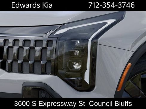 New 2026 Kia Sportage X-Line AWD/4WD image 12