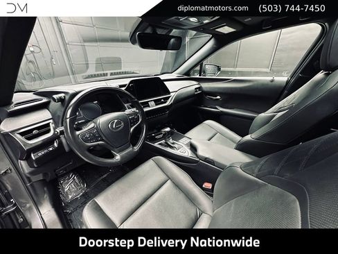 Used 2024 Lexus UX 250h F Sport AWD/4WD image 17