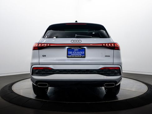 Used 2025 Audi Q5 Premium w/ Premium Plus AWD/4WD image 21