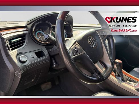 Used 2011 Buick LaCrosse CXL w/ Luxury Package FWD image 20