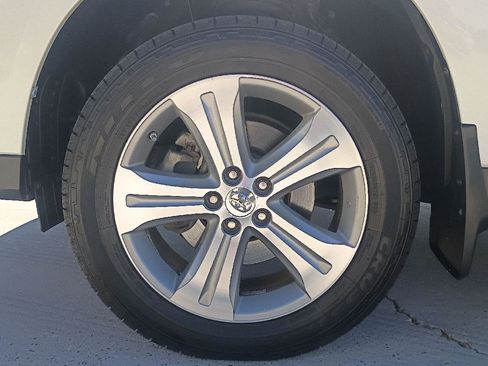 Used 2013 Toyota Highlander Limited image 28