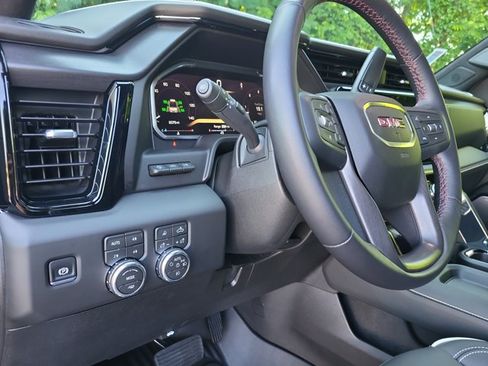 Used 2026 GMC Sierra 2500 AT4X w/ LPO, Black Badging Package AWD/4WD image 26