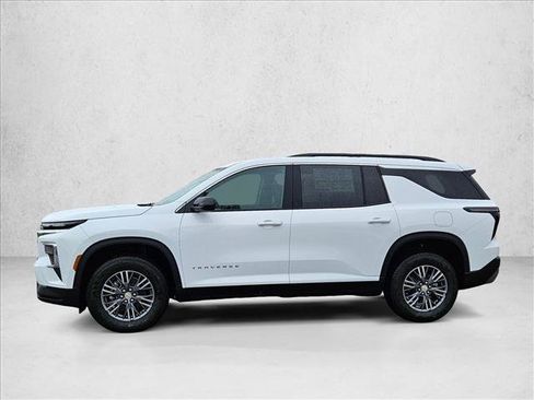 New 2026 Chevrolet Traverse LT image 5