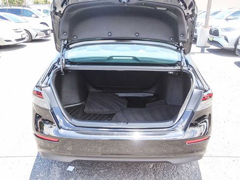 Used 2023 Honda Accord LX image 37
