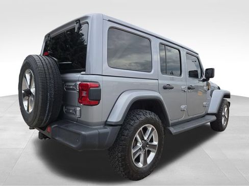 Used 2020 Jeep Wrangler Unlimited Sahara w/ Safety Group AWD/4WD image 16