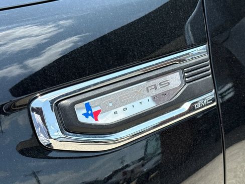 Used 2021 GMC Sierra 1500 SLT AWD/4WD image 6