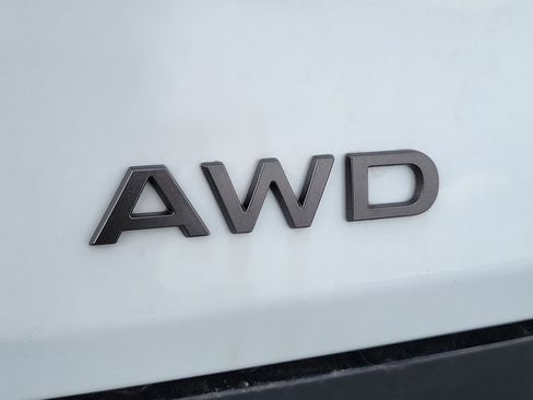 New 2026 Nissan Murano Platinum AWD/4WD image 11