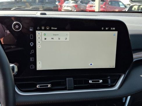 Used 2025 Chevrolet Equinox LT AWD/4WD image 16