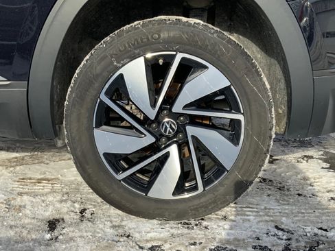 Used 2024 Volkswagen Atlas SE image 30