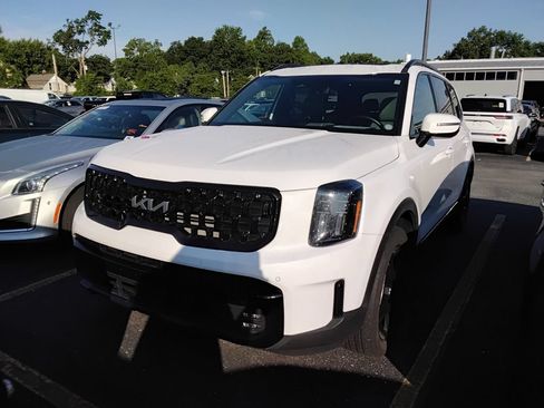 Used 2024 Kia Telluride SX Prestige X-Line AWD/4WD image 2