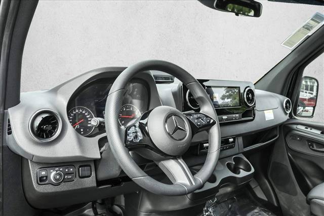 New 2026 Mercedes-Benz Sprinter 2500 image 10