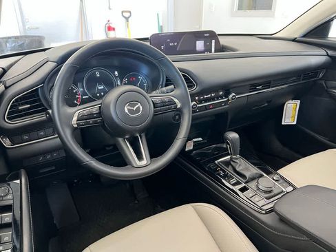 Certified 2025 MAZDA CX-30 AWD 2.5 S w/ Preferred Package image 21