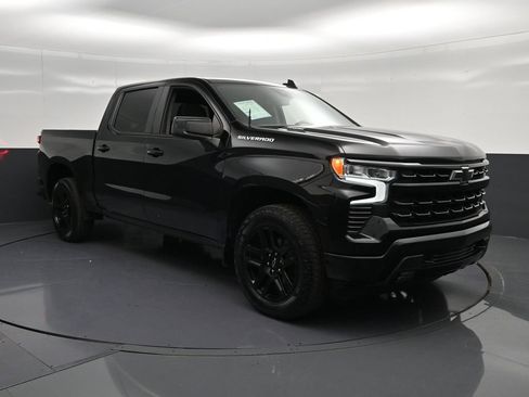Used 2023 Chevrolet Silverado 1500 RST AWD/4WD image 5