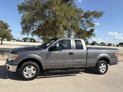 Used 2013 Ford F150 XLT RWD image 4