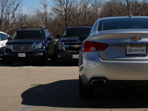 Used 2014 Chevrolet Impala LTZ image 12