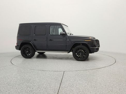 Used 2023 Mercedes-Benz G 550 image 4