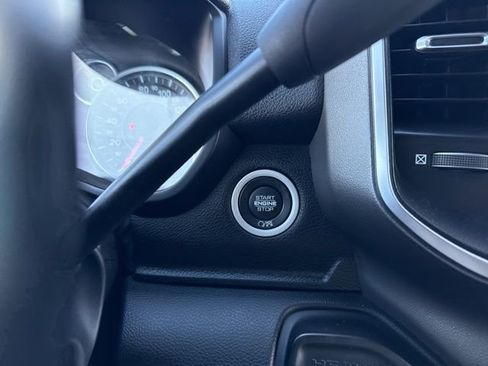 Used 2024 RAM 3500 Big Horn image 36