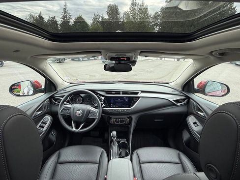 Used 2023 Buick Encore GX Essence w/ Experience Buick Package FWD image 26