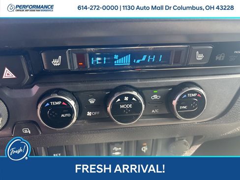 Used 2017 Toyota Tacoma TRD Sport image 24