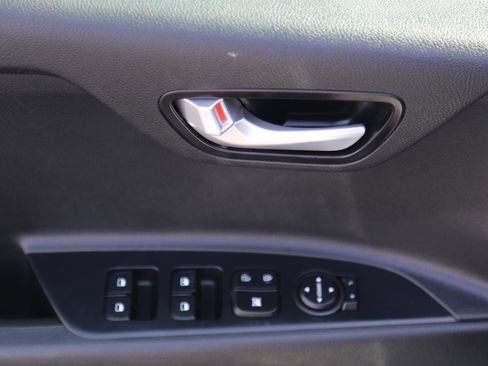 Used 2022 Hyundai Tucson SEL w/ Cargo Package image 9