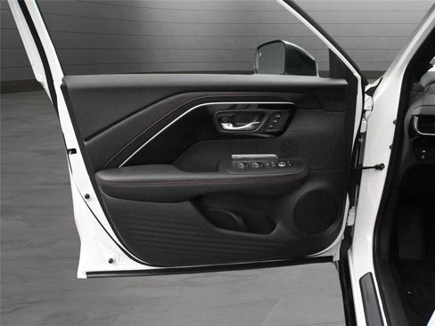 Certified 2025 Acura ADX A-Spec image 11