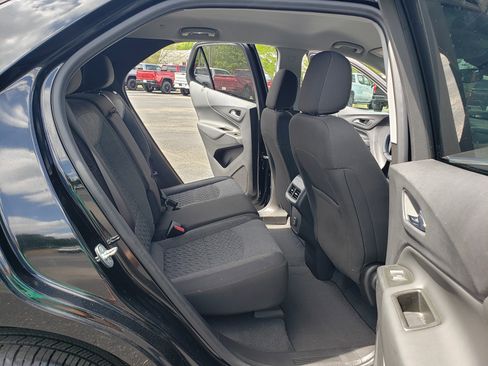 Used 2022 Chevrolet Equinox LT w/ Driver Convenience Package image 33