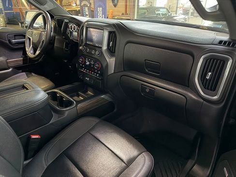 Used 2021 Chevrolet Silverado 1500 LT Trail Boss w/ Convenience Package II image 14