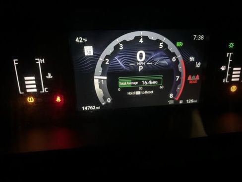 Used 2024 Toyota Tacoma SR5 image 10