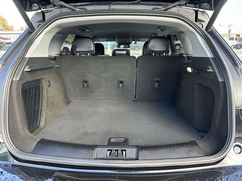 Used 2022 Lincoln Corsair AWD w/ Equipment Group 101A image 12