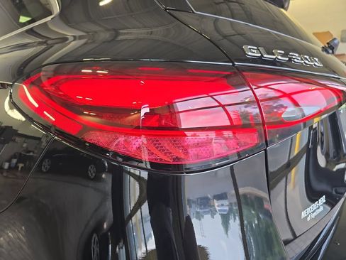 Used 2026 Mercedes-Benz GLC 300 image 37