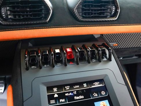 Used 2022 Lamborghini Huracan STO image 61