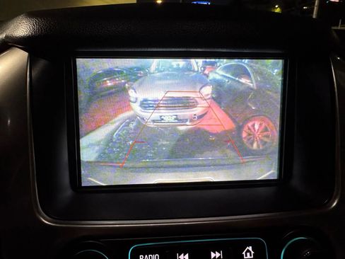 Used 2018 Chevrolet Tahoe Premier image 26