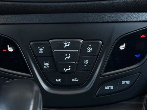 Used 2019 Buick Envision Essence image 33