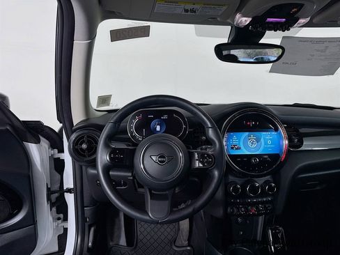 Certified 2023 MINI Cooper 2-Door Hardtop FWD image 22