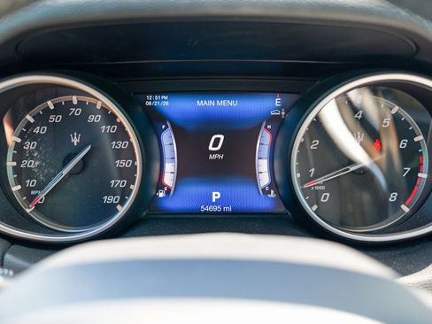 Used 2017 Maserati Levante S AWD/4WD image 46