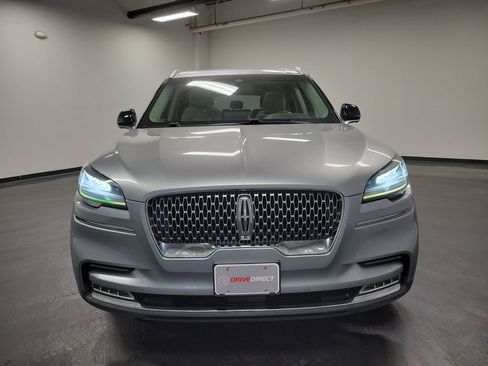 Used 2020 Lincoln Aviator Reserve w/ Equipment Group 201A image 2
