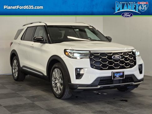 New 2026 Ford Explorer Platinum image 2