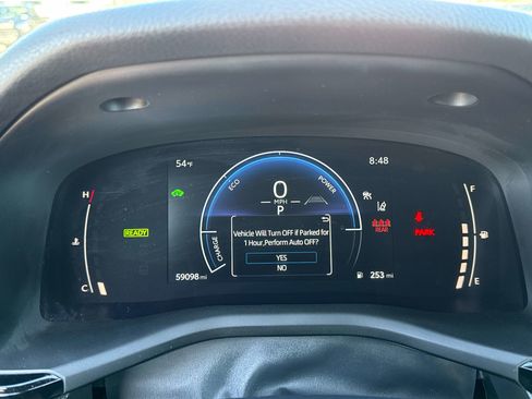 Used 2025 Toyota Camry LE FWD image 23
